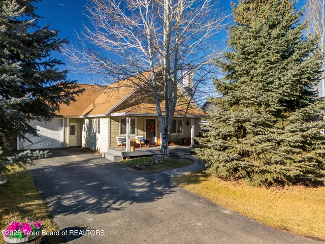 $640,000 | 852 Streamside Street, Driggs, ID 83422