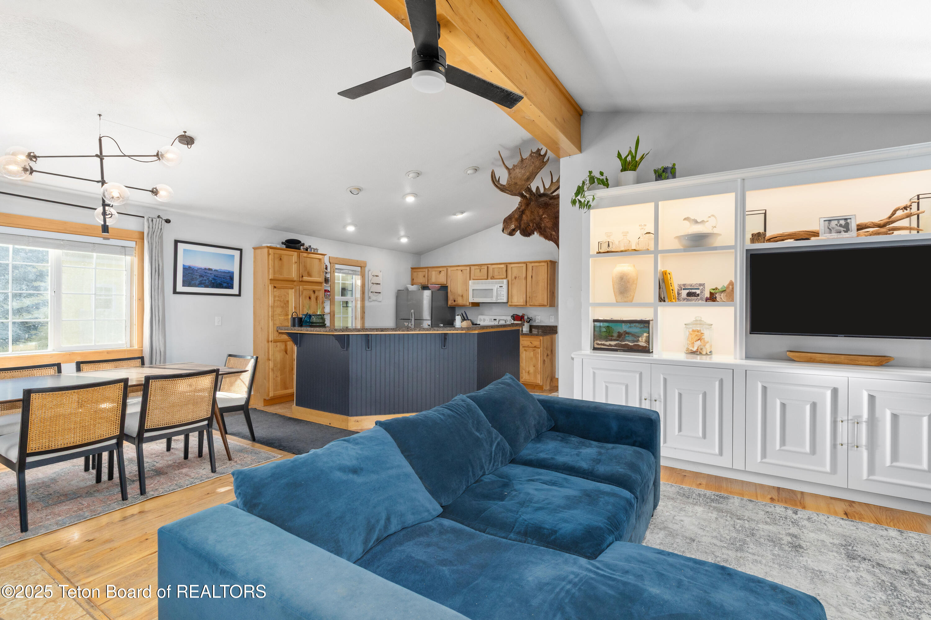 852 Streamside Street Driggs, ID 83422 - Photo 7 of 30 Living room/kitchen