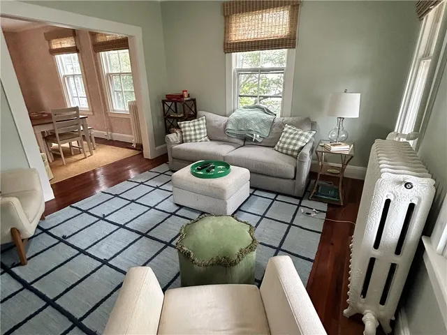 $3,200 | 15 Chestnut Street, Newport, RI 02840