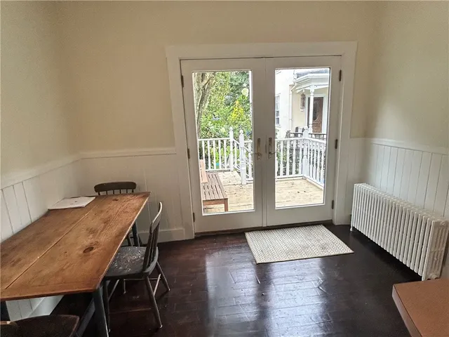 $3,200 | 15 Chestnut Street, Newport, RI 02840