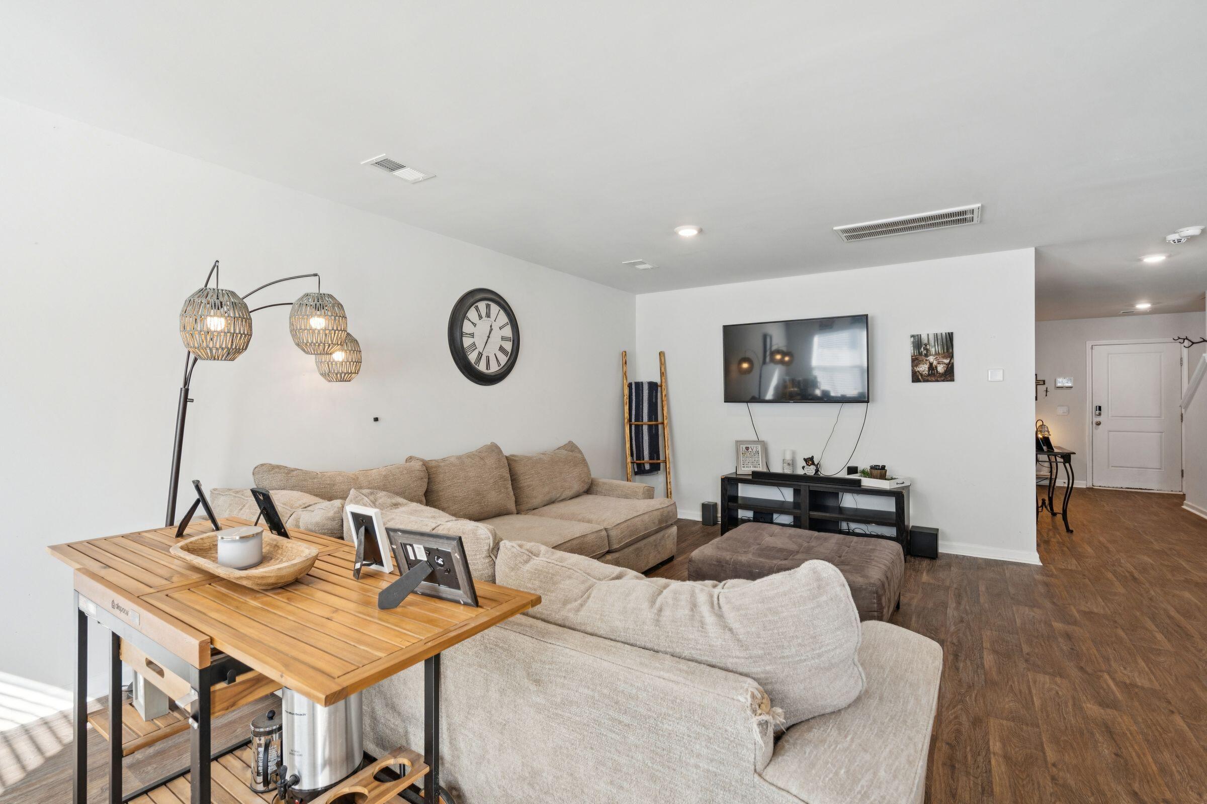 134 Orchid Bloom Circle Moncks Corner, SC 29461 - Photo 12 of 42 134OrchidBloom-KeenEyeMarketing-017