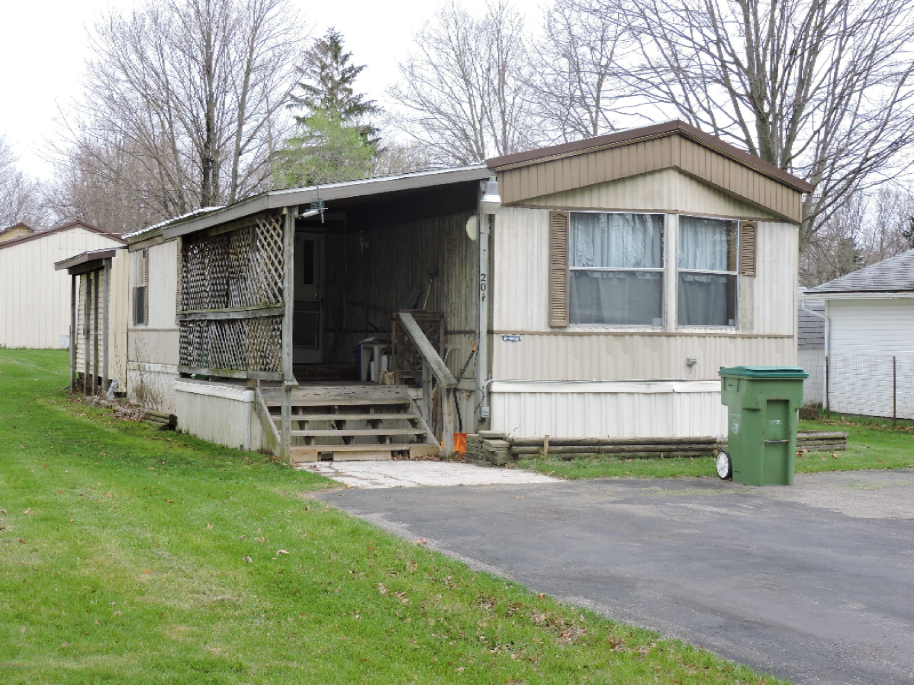 201 3rd Street Colon, MI 49040 - Photo 3 of 13 DSCN0514
