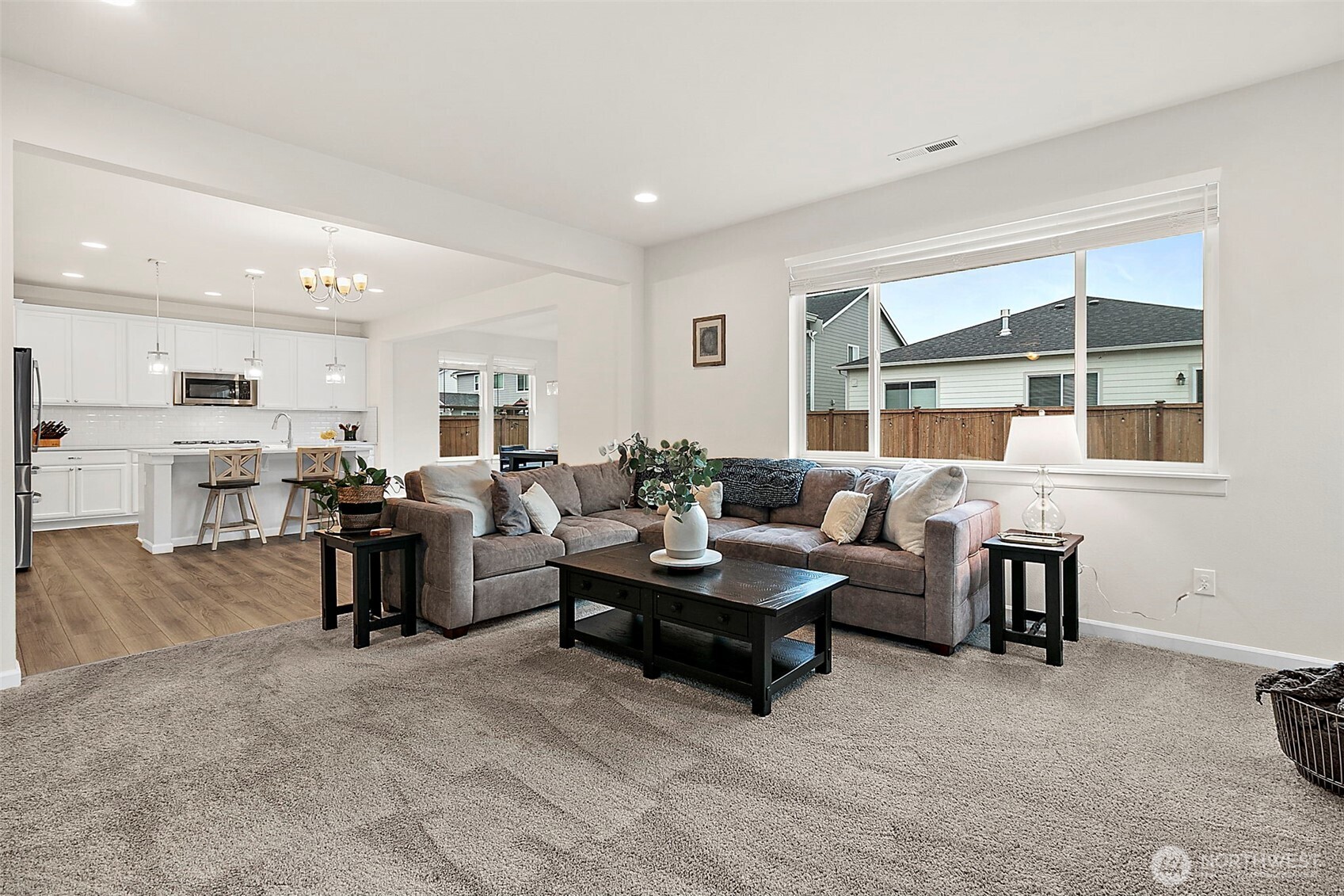 623 South Davis Street Buckley, WA 98321 - Photo 9 of 39