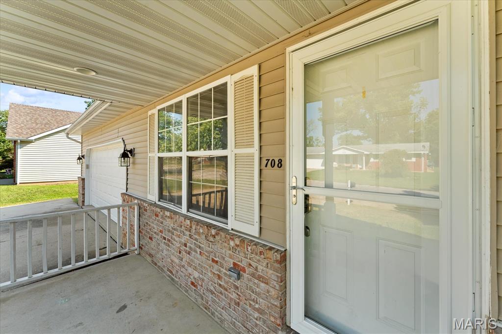 708 South Library Street Waterloo, IL 62298 - Photo 5 of 39 Gallery Image 5
