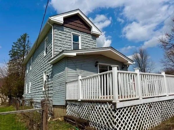 $59,900 | 668 1/2 Addison Street, Washington, PA 15301