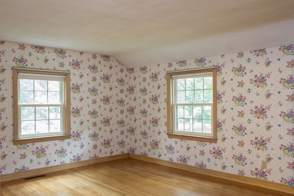 13 Emerson Road Medfield, MA 02052 - Photo 15 of 19 Gallery Image 15