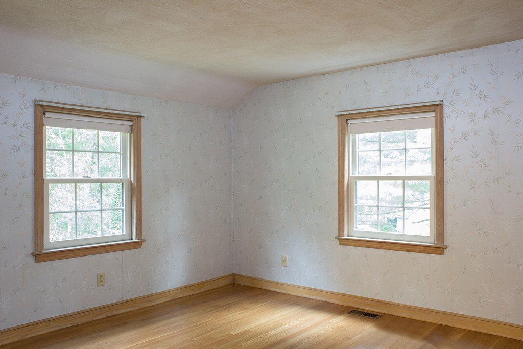 13 Emerson Road Medfield, MA 02052 - Photo 16 of 19 Gallery Image 16