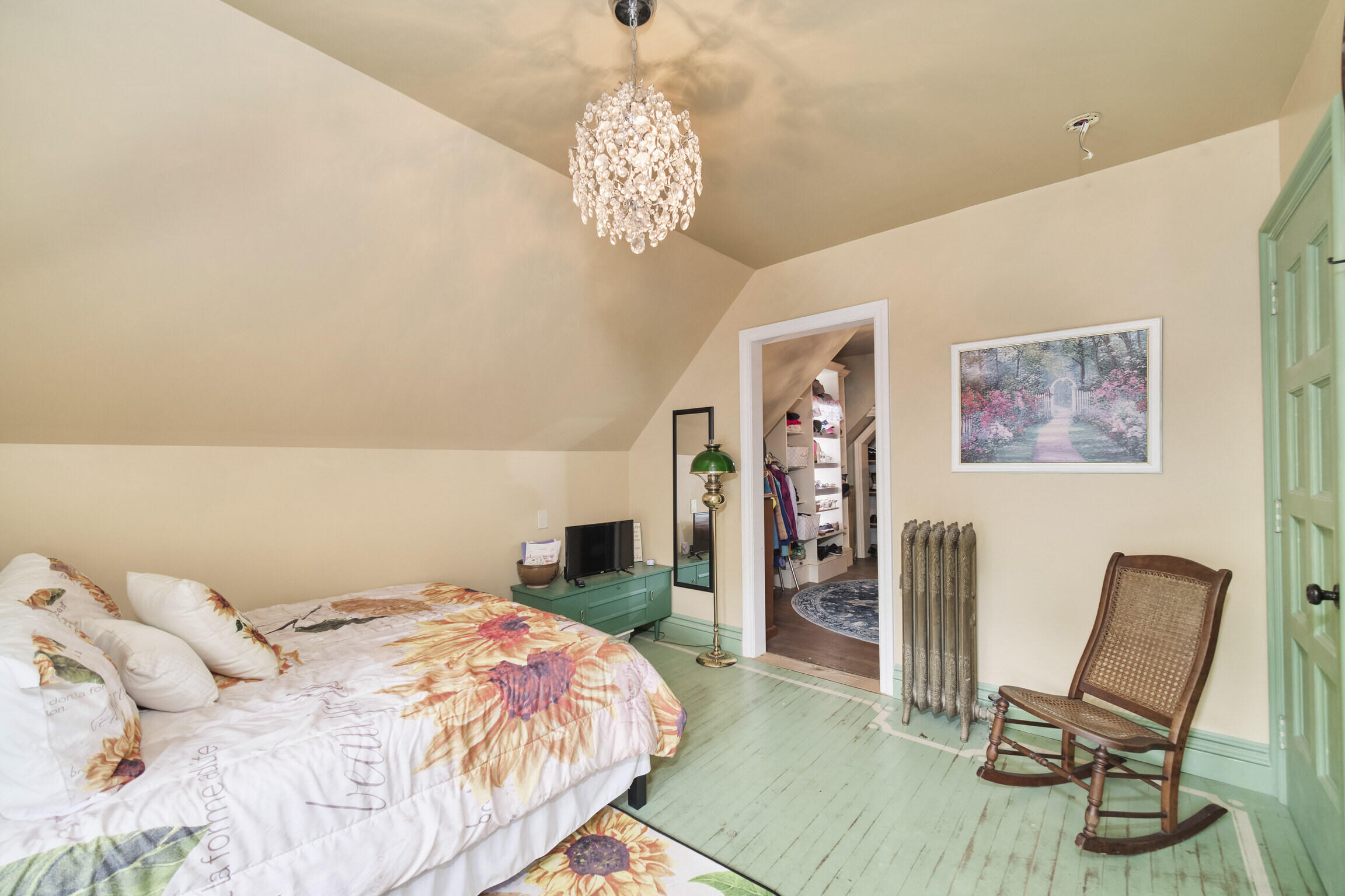 361 2nd Street Manistee, MI 49660 - Photo 59 of 104 Laundry/Bedroom 3