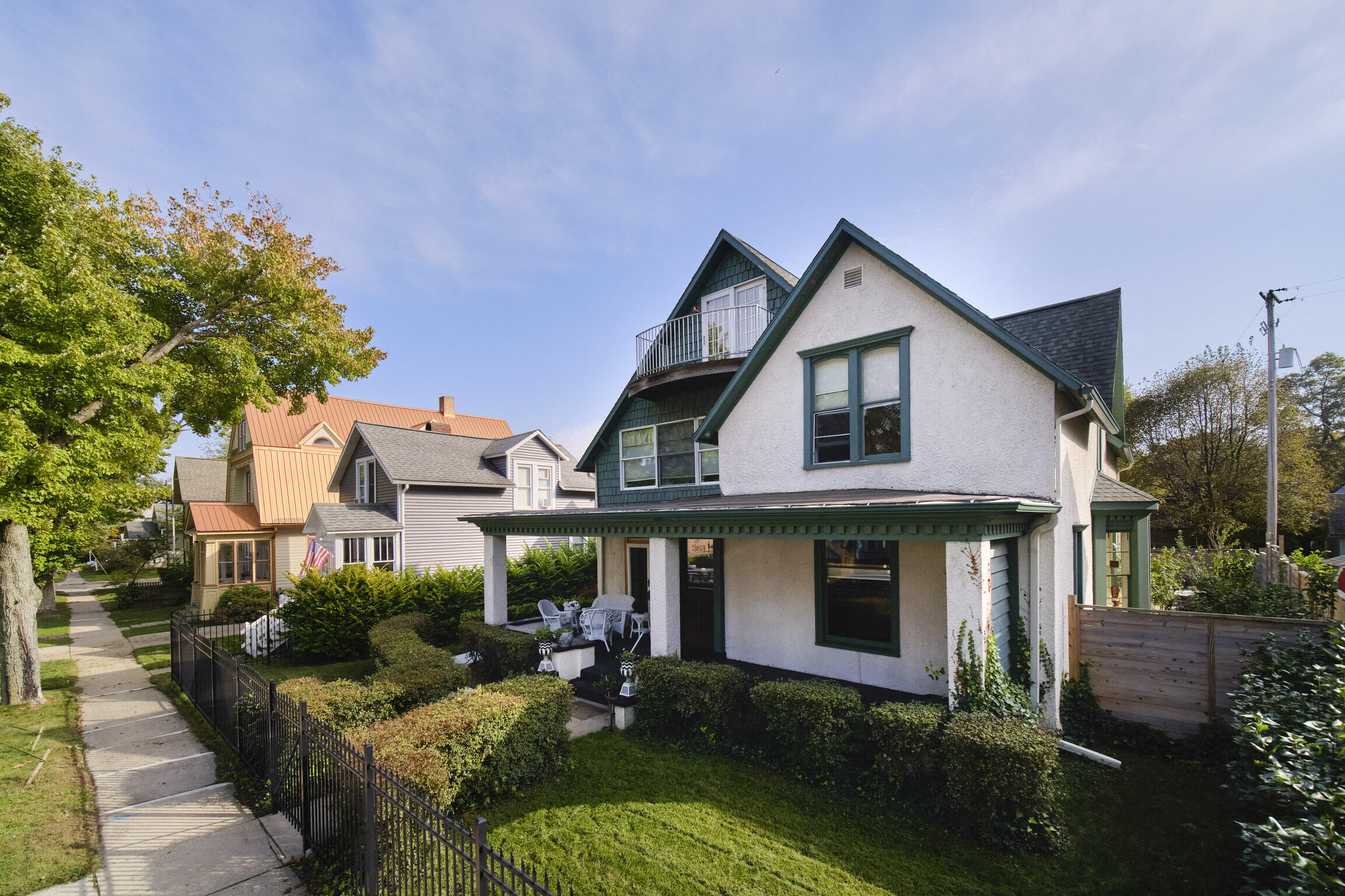 361 2nd Street Manistee, MI 49660 - Photo 73 of 104 Front Yard