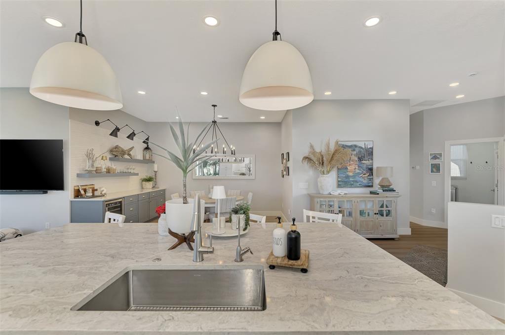 561 Fallbrook Drive Venice, FL 34292 - Photo 18 of 81