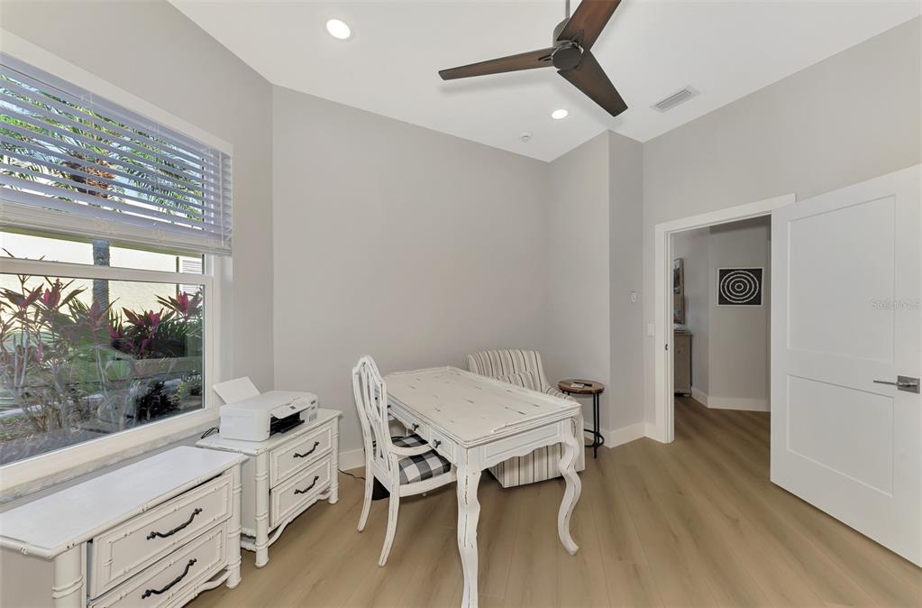 561 Fallbrook Drive Venice, FL 34292 - Photo 39 of 81 a room with furniture and window