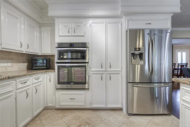 $3,200 | 22 Rosedale Brook Court, The Woodlands, TX 77381