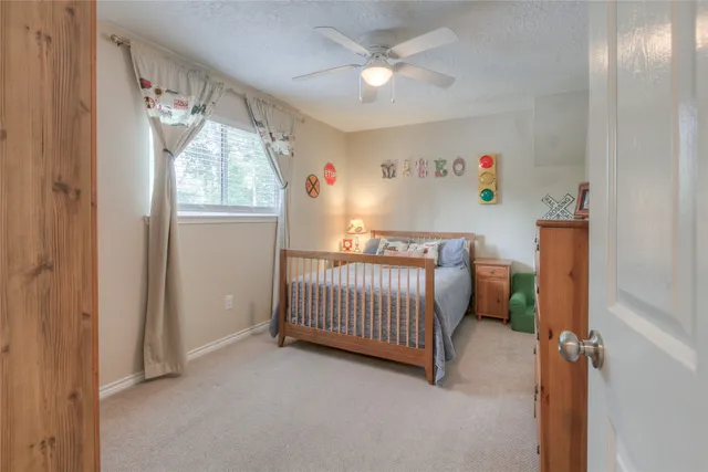 $3,200 | 22 Rosedale Brook Court, The Woodlands, TX 77381