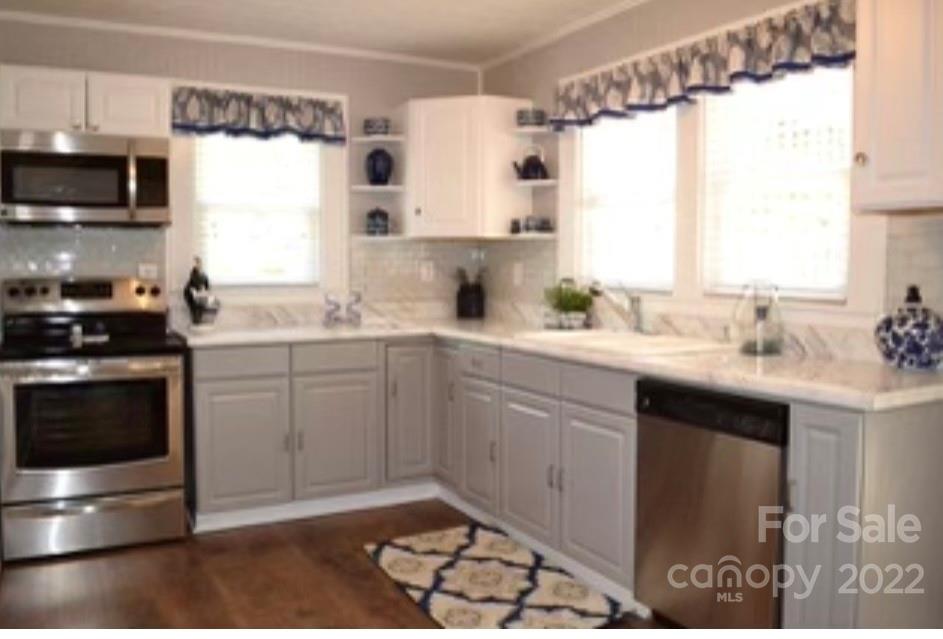 119 Settlemyre Road Morganton, NC 28655 - Photo 3 of 19 Gallery Image 3