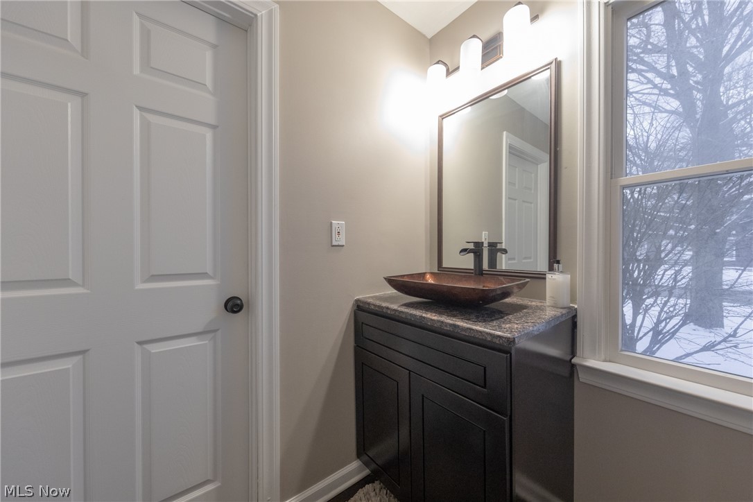 3675 Lytle Road Beachwood, OH 44122 - Photo 17 of 35 Gallery Image 17