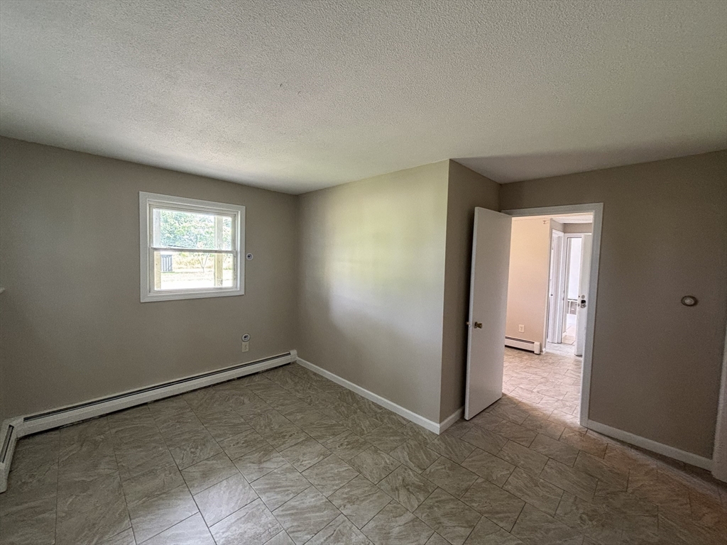 293 Russell Street, Unit B Hadley, MA 01035 - Photo 6 of 8