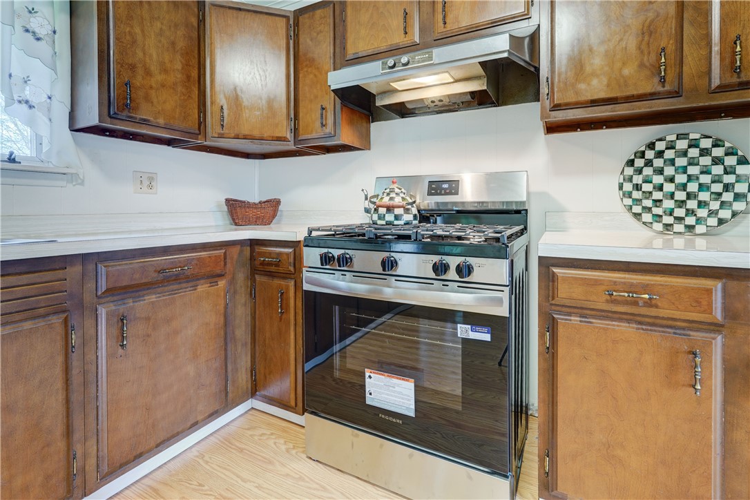 432 Hollybrook Road Henrietta, NY 14623 - Photo 11 of 33