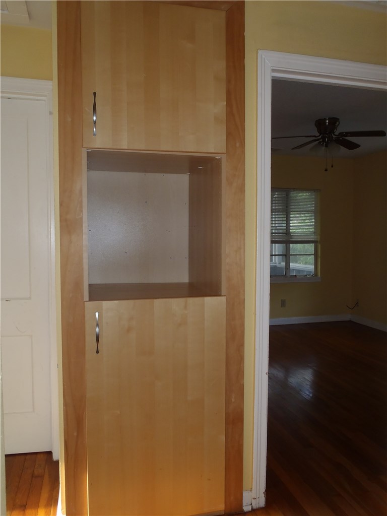 3305 Merrie Lynn Avenue Austin, TX 78722 - Photo 8 of 14