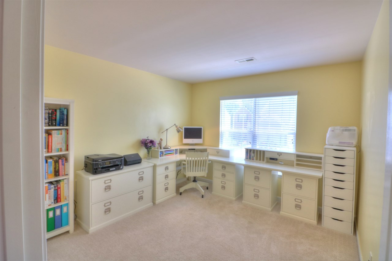 7421 Silver View Lane Raleigh, NC 27613 - Photo 21 of 29 Photo 22