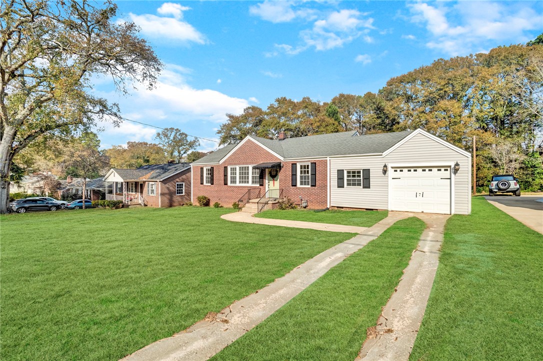 2608 Lane Avenue Anderson, SC 29621 - Photo 4 of 48