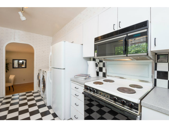 44 Devonshire Boulevard San Carlos, CA 94070 - Photo 14 of 24