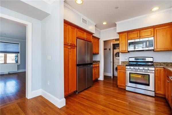 $345,000 | 1180 Narragansett Boulevard, Unit B1, Cranston, RI 02905