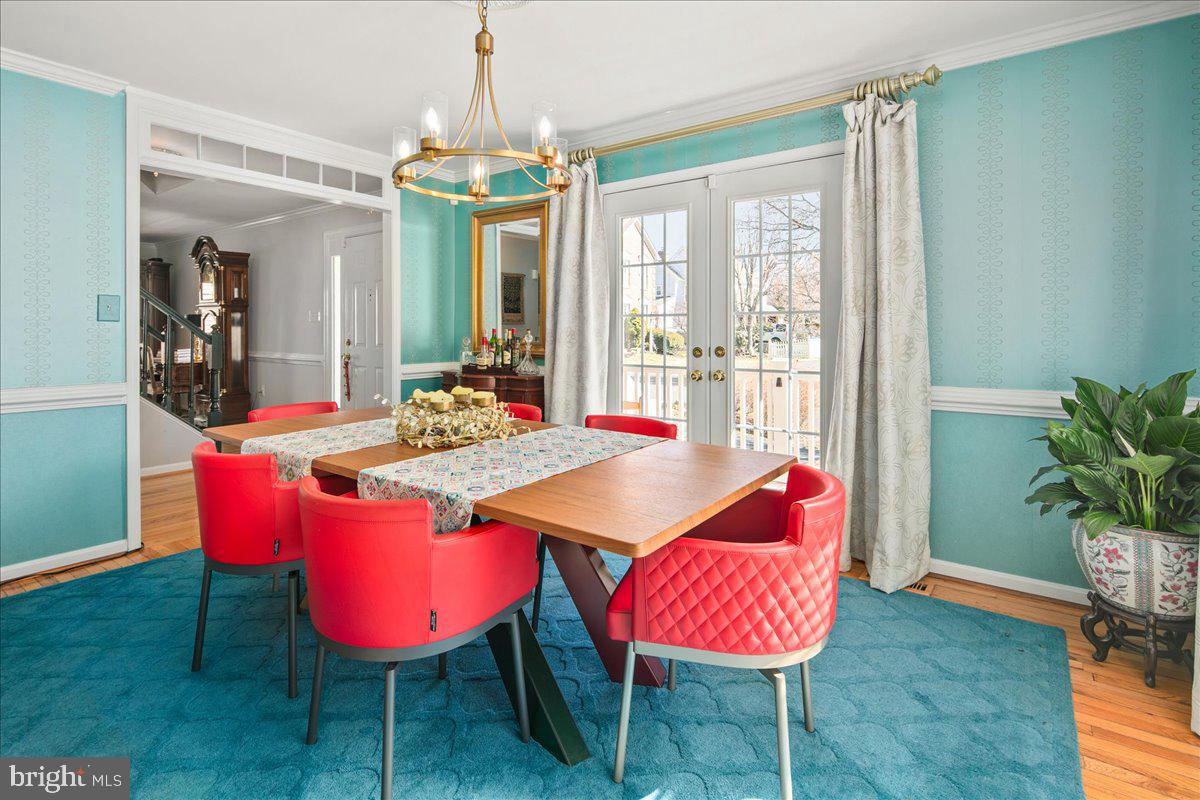 6582 Forsythia Street Springfield, VA 22150 - Photo 16 of 40