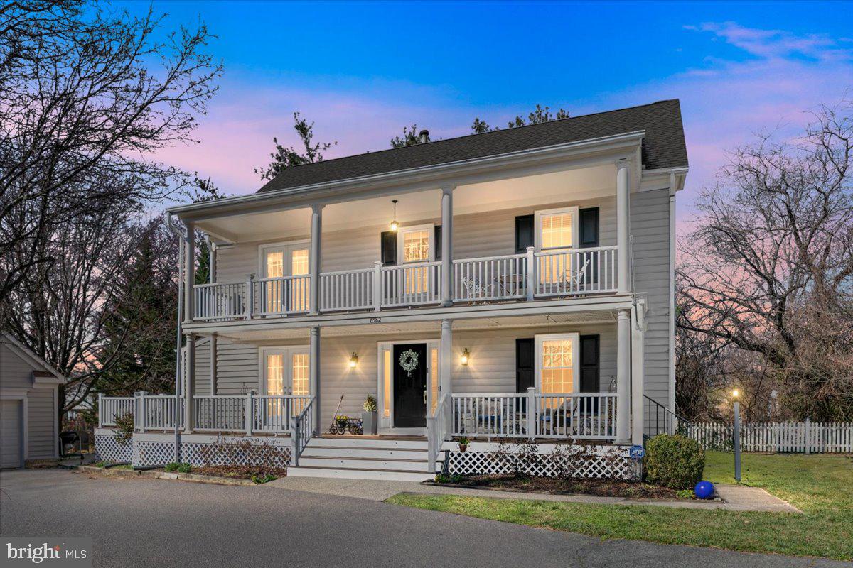 6582 Forsythia Street Springfield, VA 22150 - Photo 2 of 40