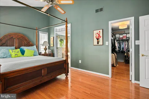 $899,000 | 6582 Forsythia Street, Springfield, VA 22150