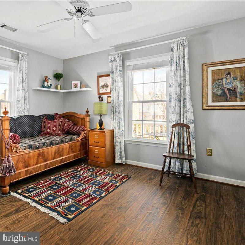 6582 Forsythia Street Springfield, VA 22150 - Photo 30 of 40