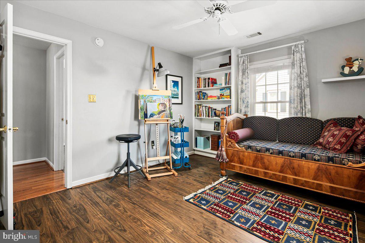 6582 Forsythia Street Springfield, VA 22150 - Photo 31 of 40