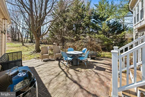 $899,000 | 6582 Forsythia Street, Springfield, VA 22150