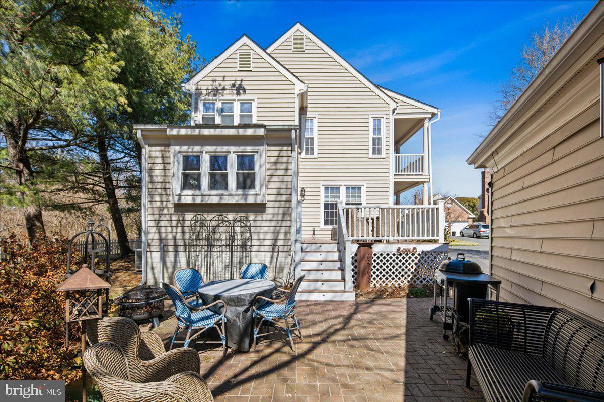 6582 Forsythia Street Springfield, VA 22150 - Photo 38 of 40