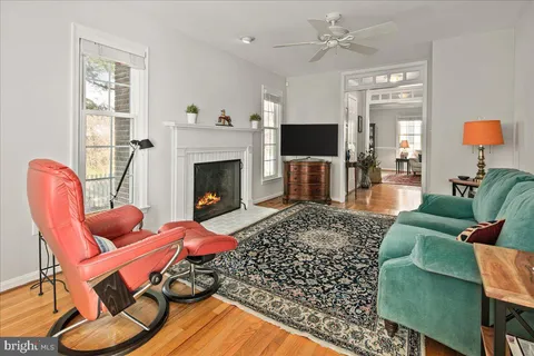 $899,000 | 6582 Forsythia Street, Springfield, VA 22150