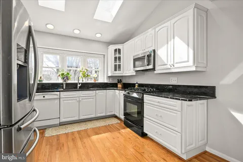 $899,000 | 6582 Forsythia Street, Springfield, VA 22150