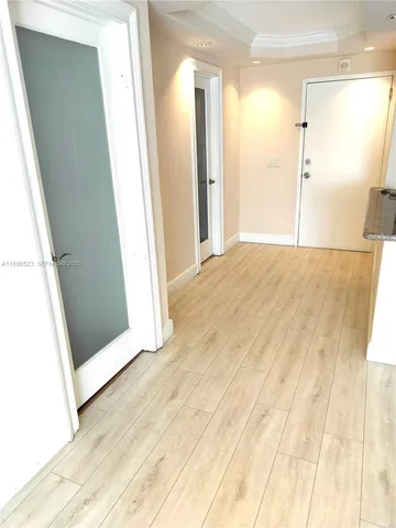 $248,500 | 2020 Northeast 135th Street, Unit 506, North Miami, FL 33181