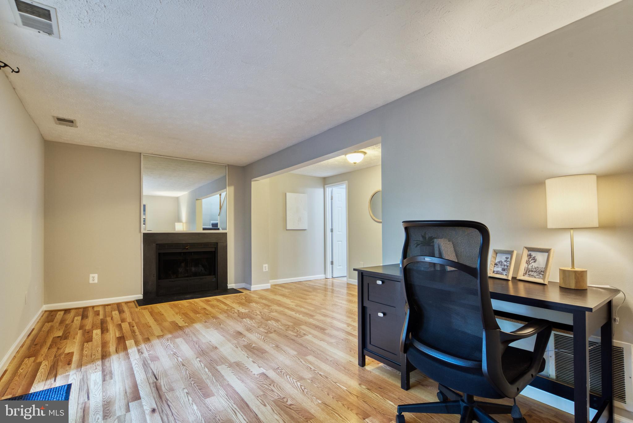 11780 Bayfield Court Reston, VA 20194 - Photo 27 of 57 Gallery Image 27