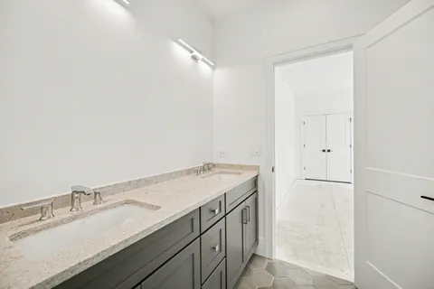 $1,117,900 | 62 Miller Road, Lake Zurich, IL 60047