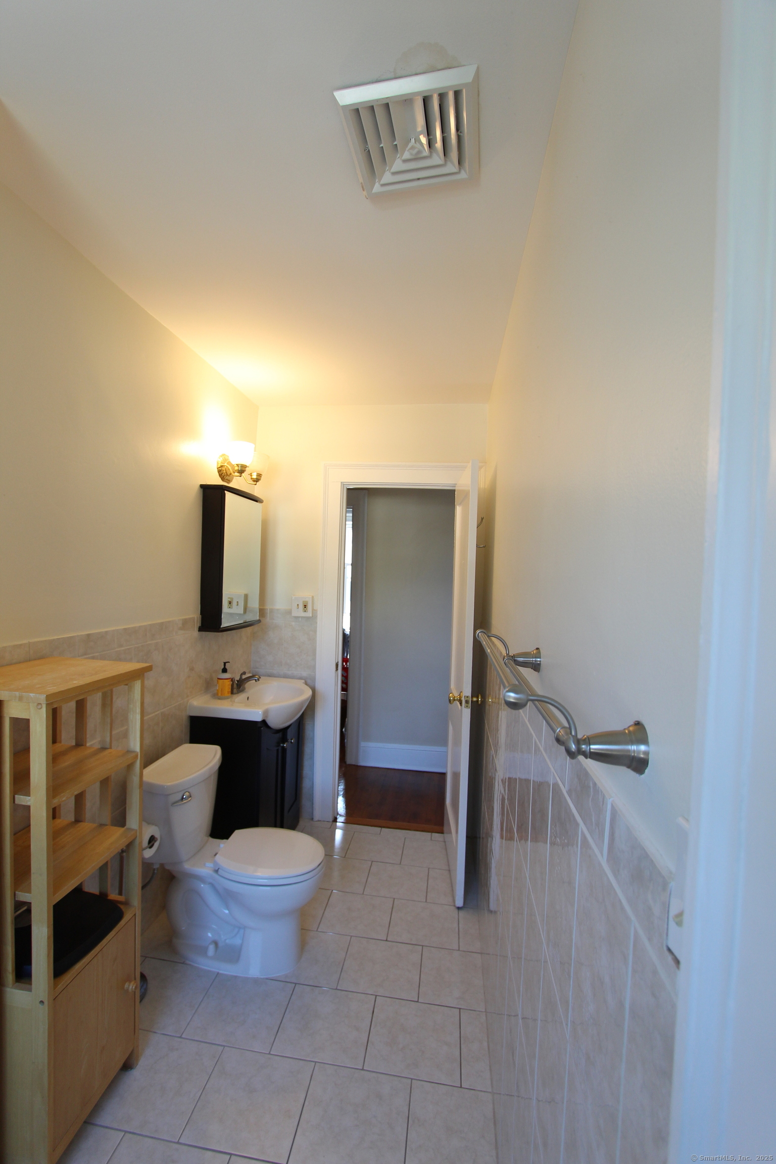 21 Dale Road Wethersfield, CT 06109 - Photo 21 of 25 a view of bathroom with toilet sink and bathtub