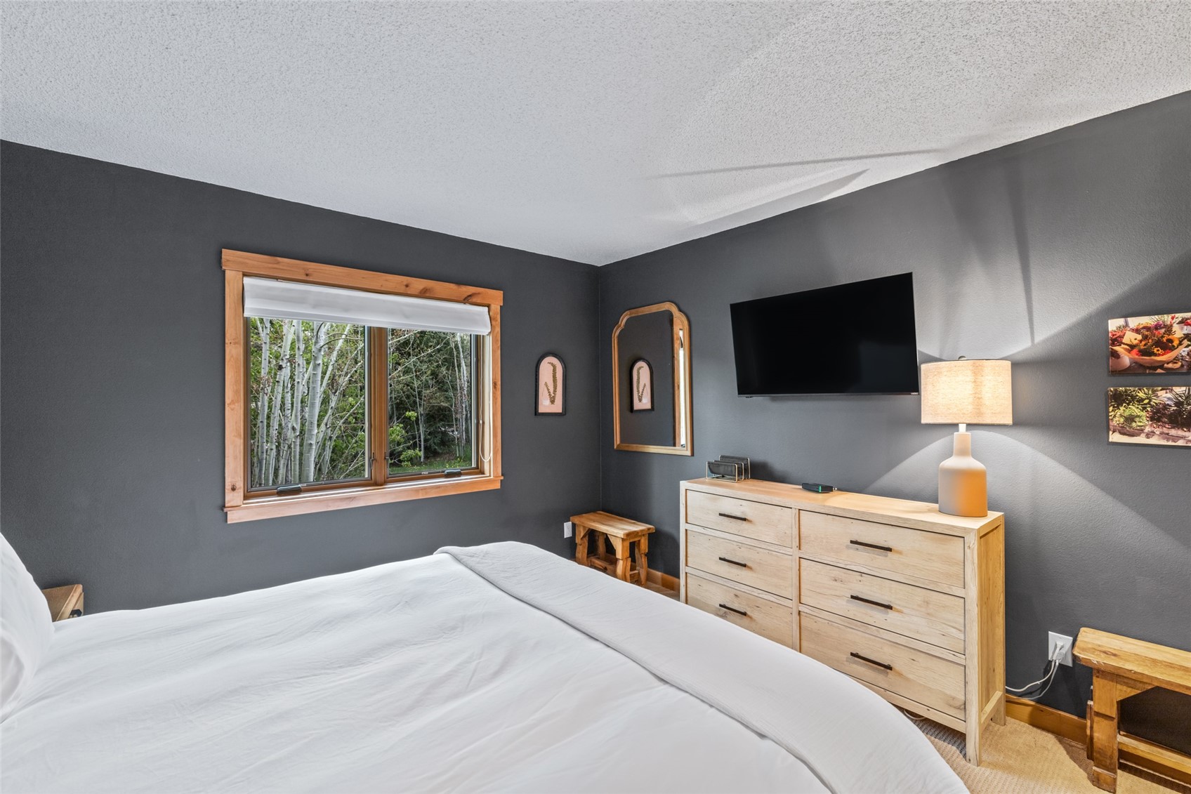 1655 Ranch Road, Unit 403 Steamboat Springs, CO 80487 - Photo 19 of 36 Carpeted bedroom