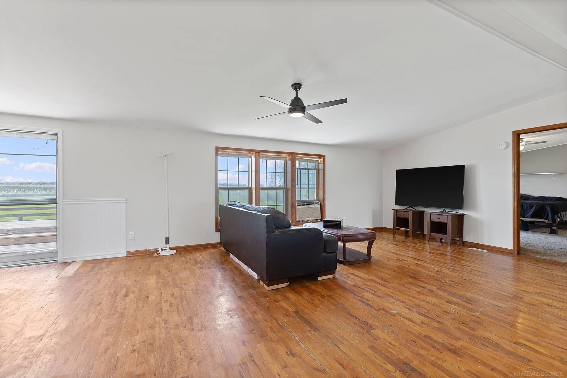 7113 Martin Road Imlay City, MI 48444 - Photo 6 of 43