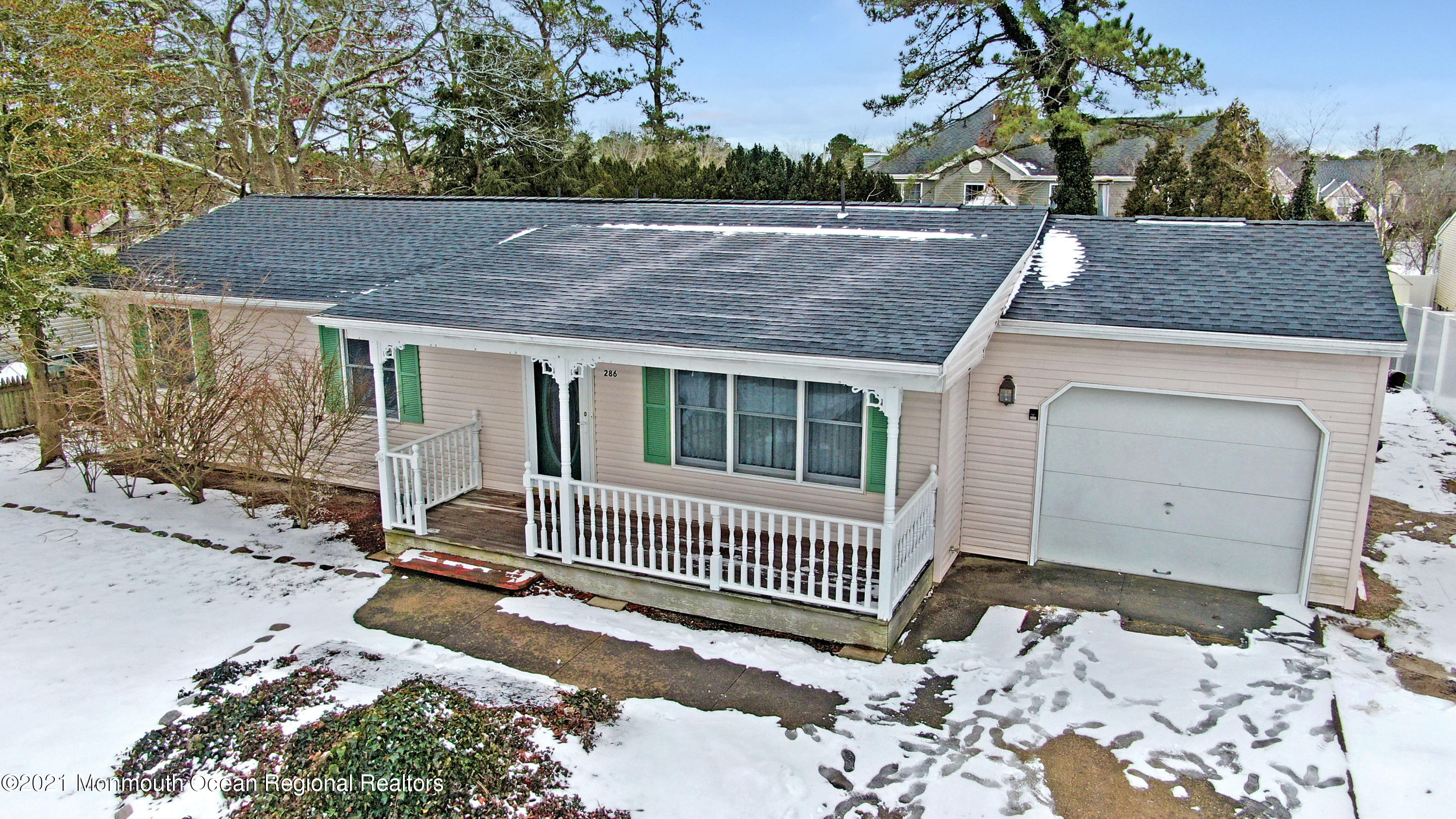 286 Privateer Road Manahawkin, NJ 08050 - Photo 2 of 51 004_dji_0379-dji_0383