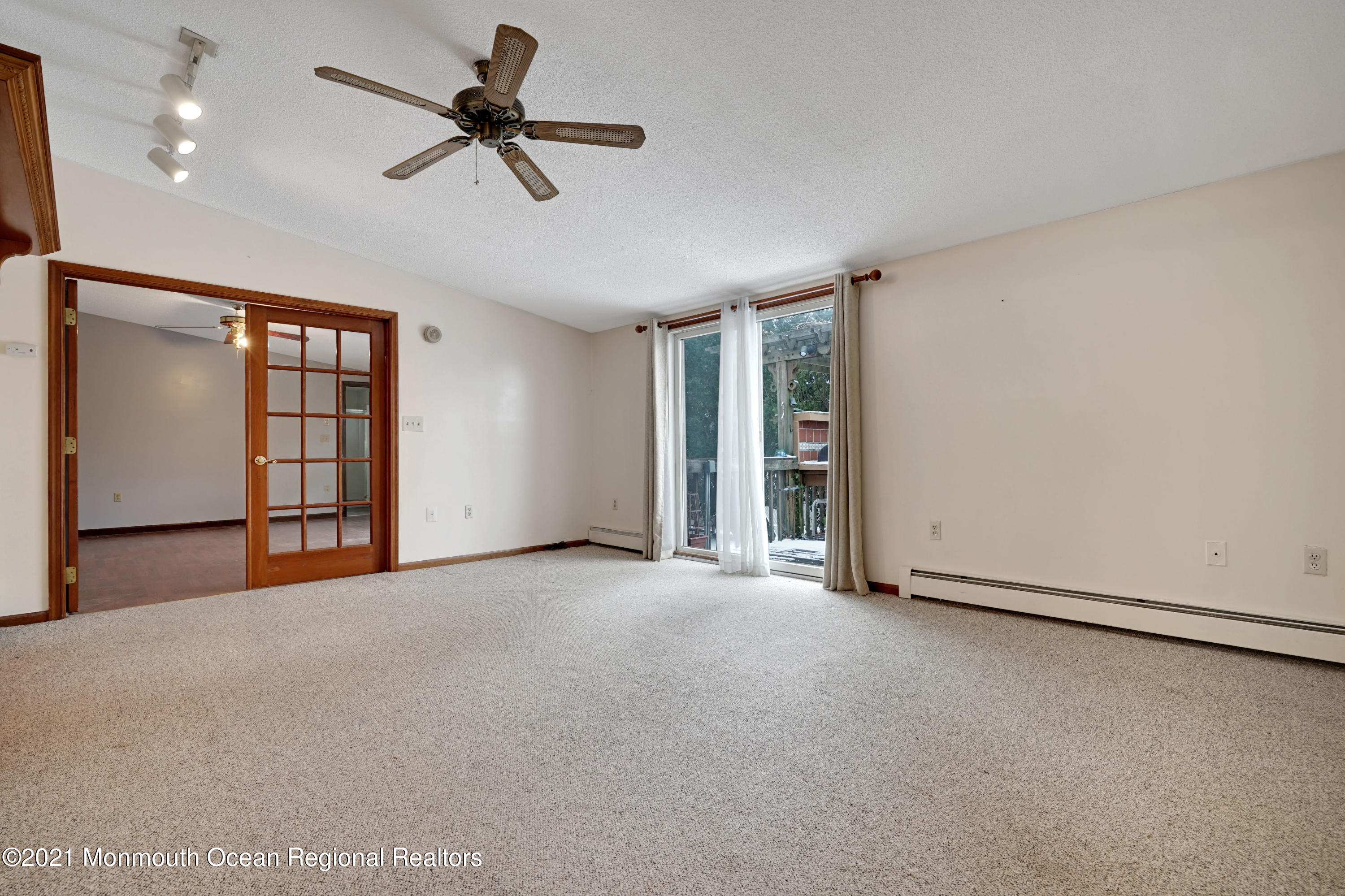 286 Privateer Road Manahawkin, NJ 08050 - Photo 18 of 51 025_dsc02515-dsc02519