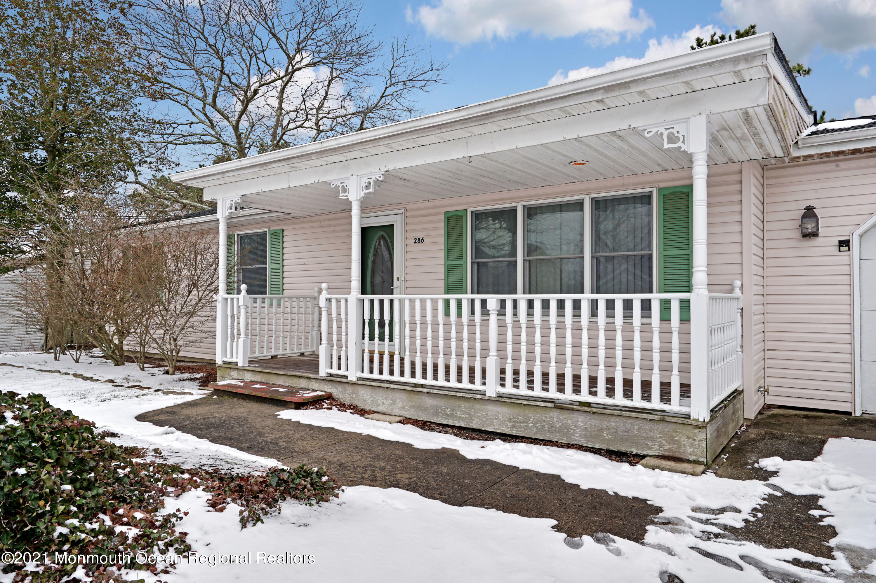 286 Privateer Road Manahawkin, NJ 08050 - Photo 3 of 51 008_dsc02584-dsc02588