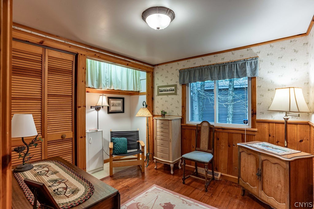 92 Highway 28 Inlet, NY 13360 - Photo 20 of 47 Guest Room