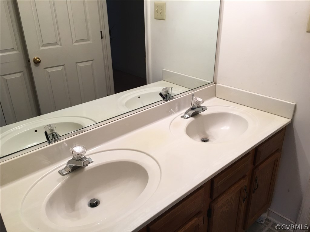 1565 Tree Ridge Road Richmond, VA 23231 - Photo 11 of 14