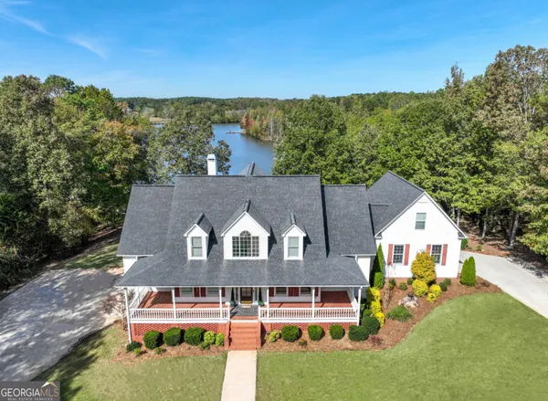 $899,000 | 800 Watering Hole Pass, Williamson, GA 30292