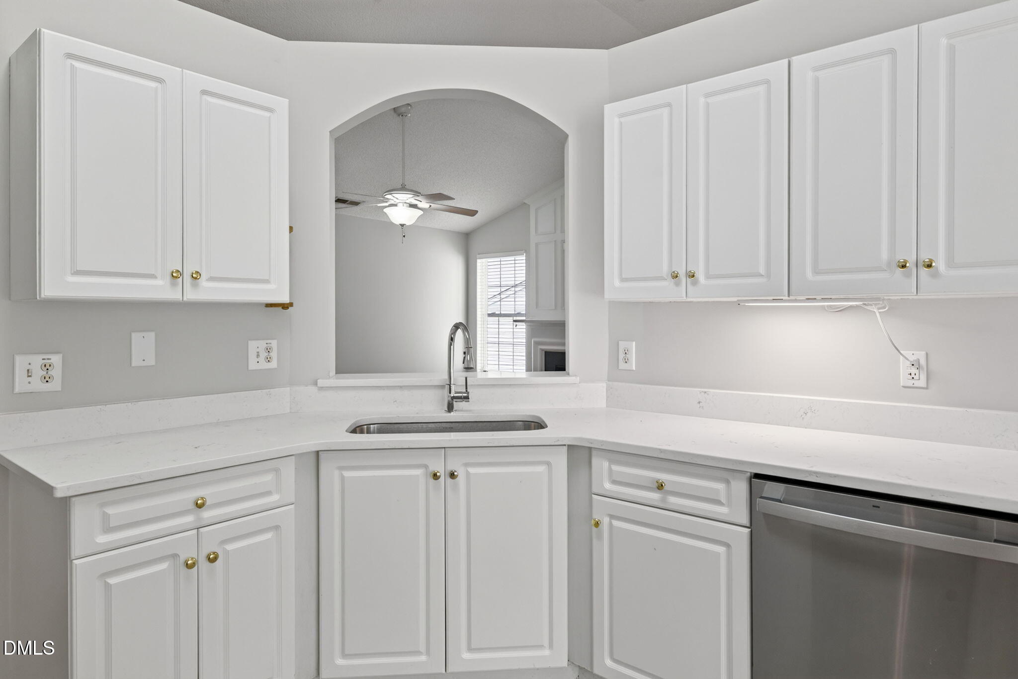 6800 Edwell Court Raleigh, NC 27617 - Photo 18 of 36 25-web-or-mls-6800 Edwell Court - 25