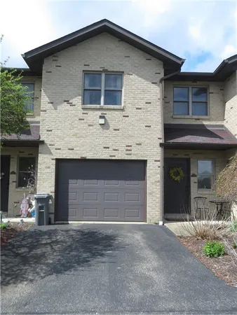 $235,000 | 118 Meadowview Drive, Renfrew, PA 16053