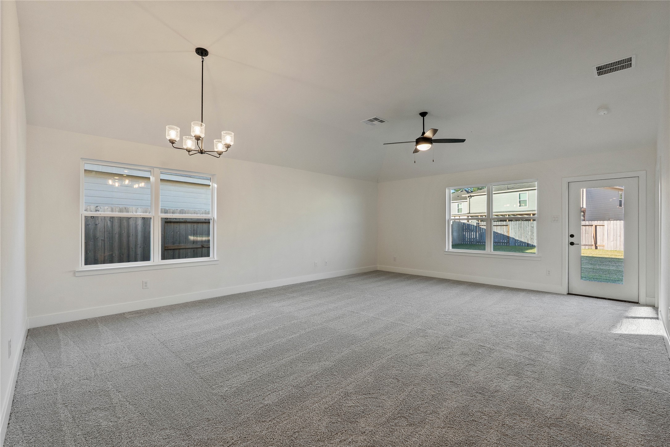 10611 Ellerston Road Cleveland, TX 77327 - Photo 6 of 29